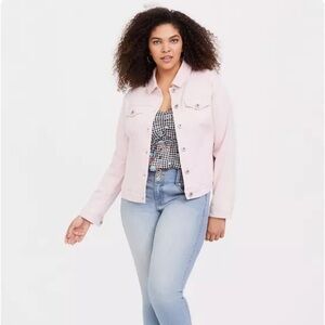 TORRID LIGHT PINK DENIM JACKET SIZE 4